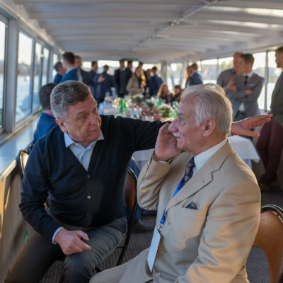 2018年在涅瓦河和芬兰湾游船上为研讨会 参与者举行的晚宴上